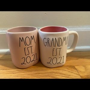 Rae Dunn mom and grandma est 2021